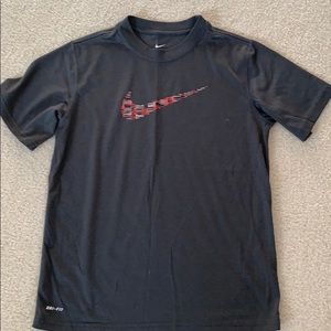 Boys Nike T-shirt